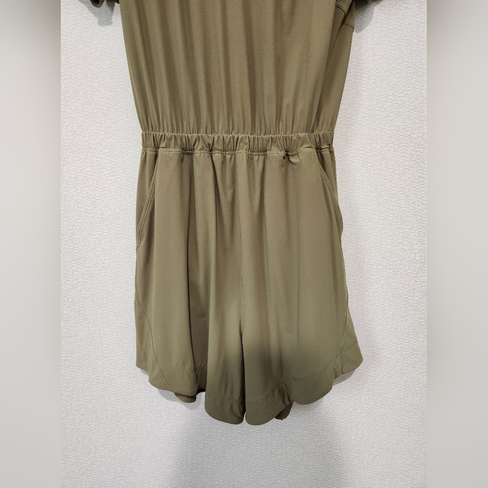 Lululemon Lightweight High-Neck Romper Size 6 Bronze Green - Picture 9 of 12